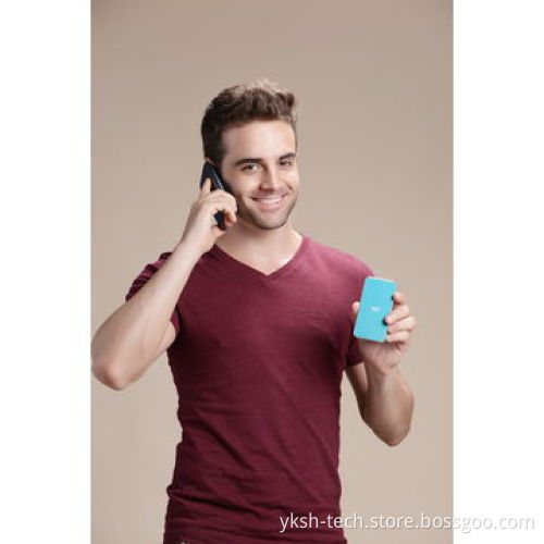 Power Bank for iPhone 4 with 4,600mAh Battery Capacity, Comes in Yellow Color